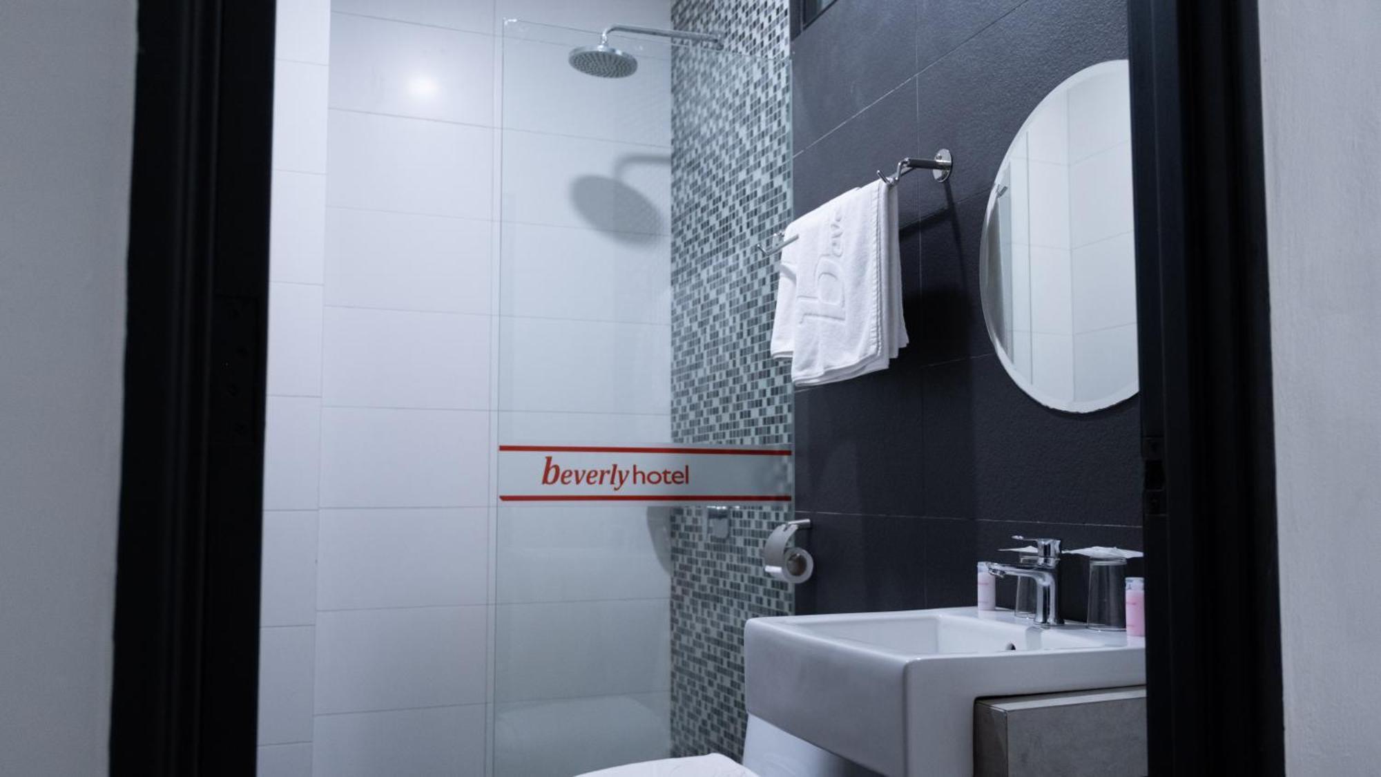 Beverly Hotel Taiping Buitenkant foto