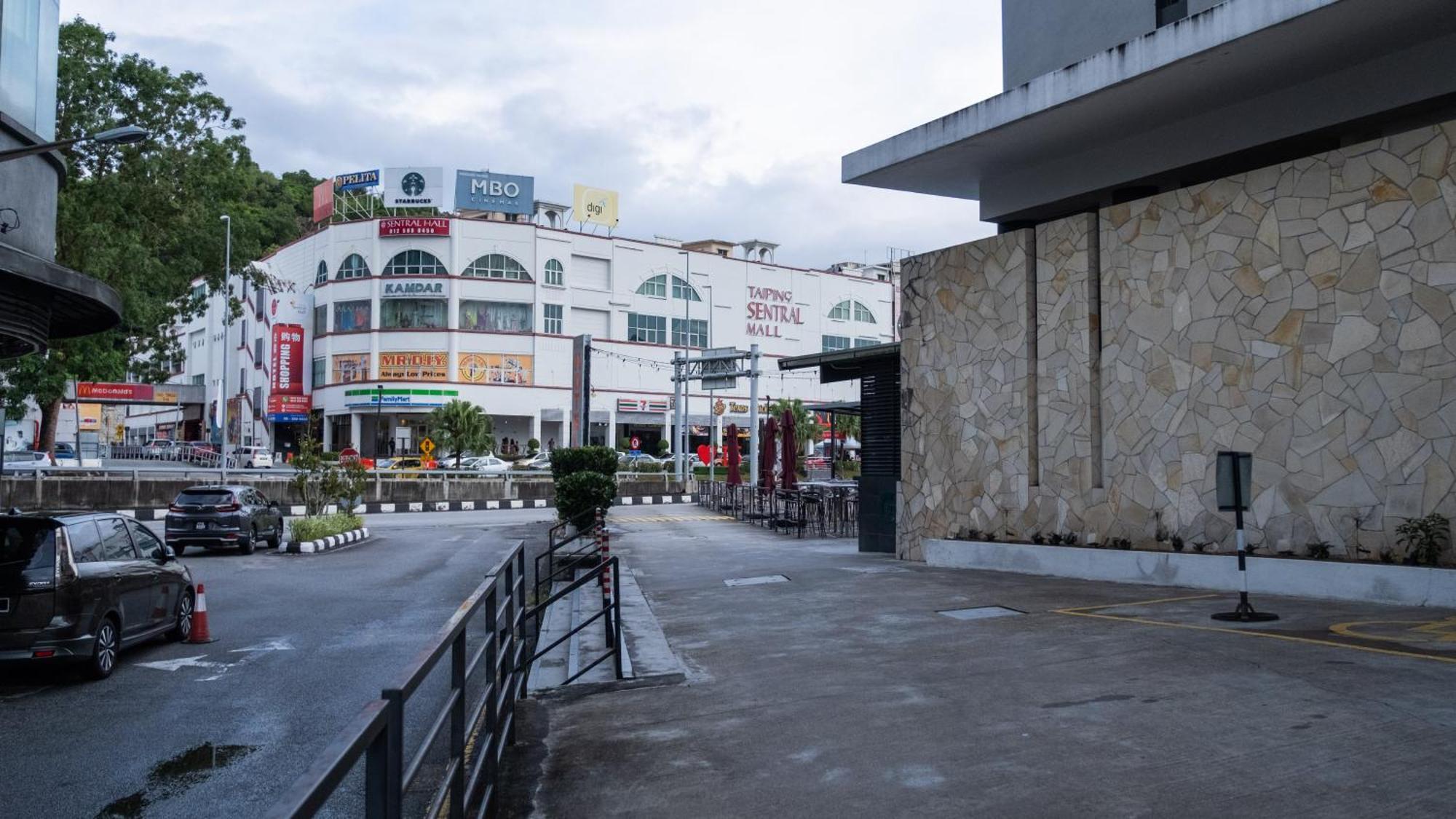Beverly Hotel Taiping Buitenkant foto